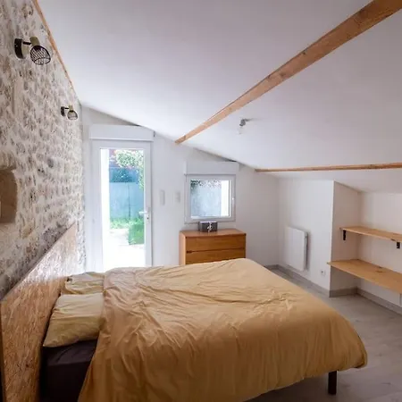 La Belle Des Champs Отель 3*